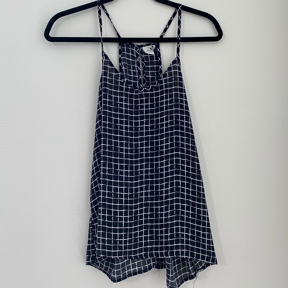 Black and white patterned tank top